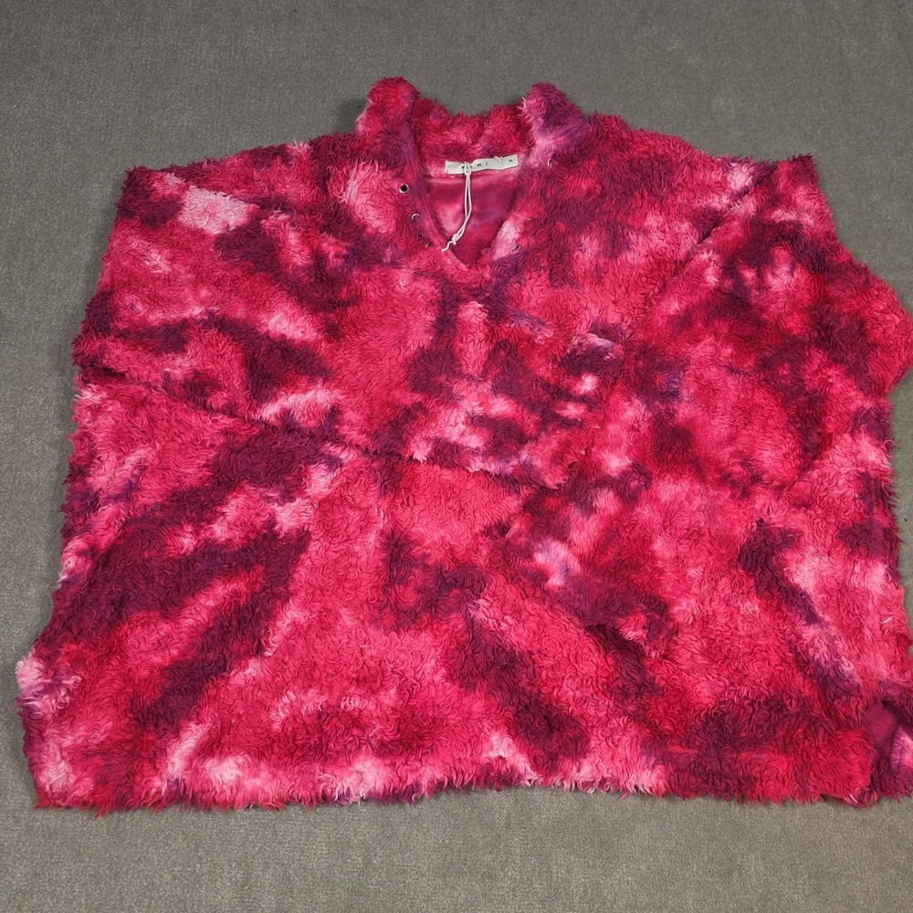 Mnml Medium Cropped Pull Over‎ Red Prink Fuzzy Fiber Sweater